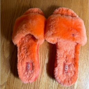 UGG Orange Open Slipper size 7